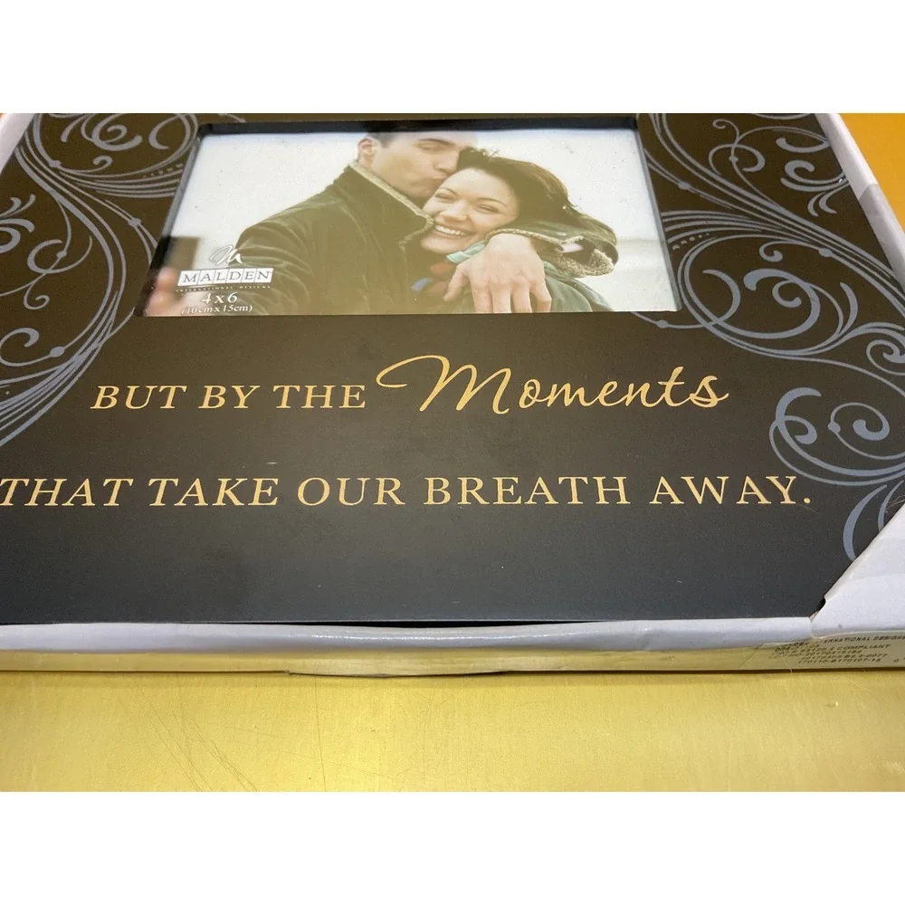 Malden Designs 4x6 Life Moments Quote Photo Frame Black Gold 4276-46